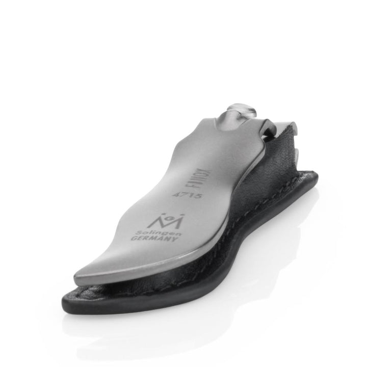 GERMANIKURE Small nail clipper with leather case