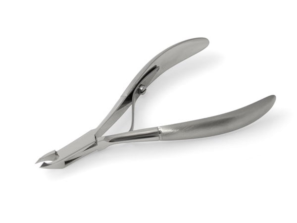 German 4mm Jaw Cuticle Nippers by DOVO