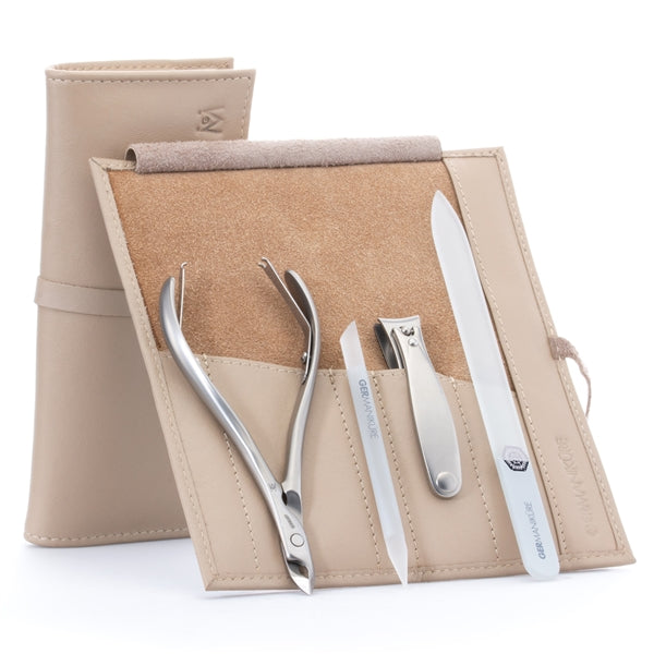 GERMANIKURE Maniküre-Set In Wildlederetui – 4-teilig Aus Edelstahl & Glas, Made In Germany/Tschechien