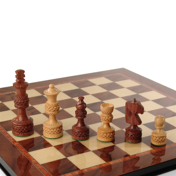 Handcrafted Medium Sandalwood/Bud Rosewood Chess Pieces by Giglio Asla, Italy